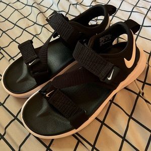 Nike Vista Sandals
